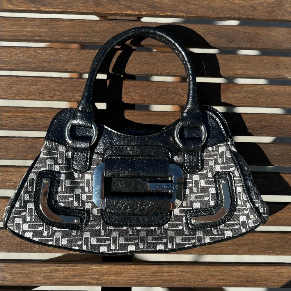 Guess • Monochrome Patterned Satchel